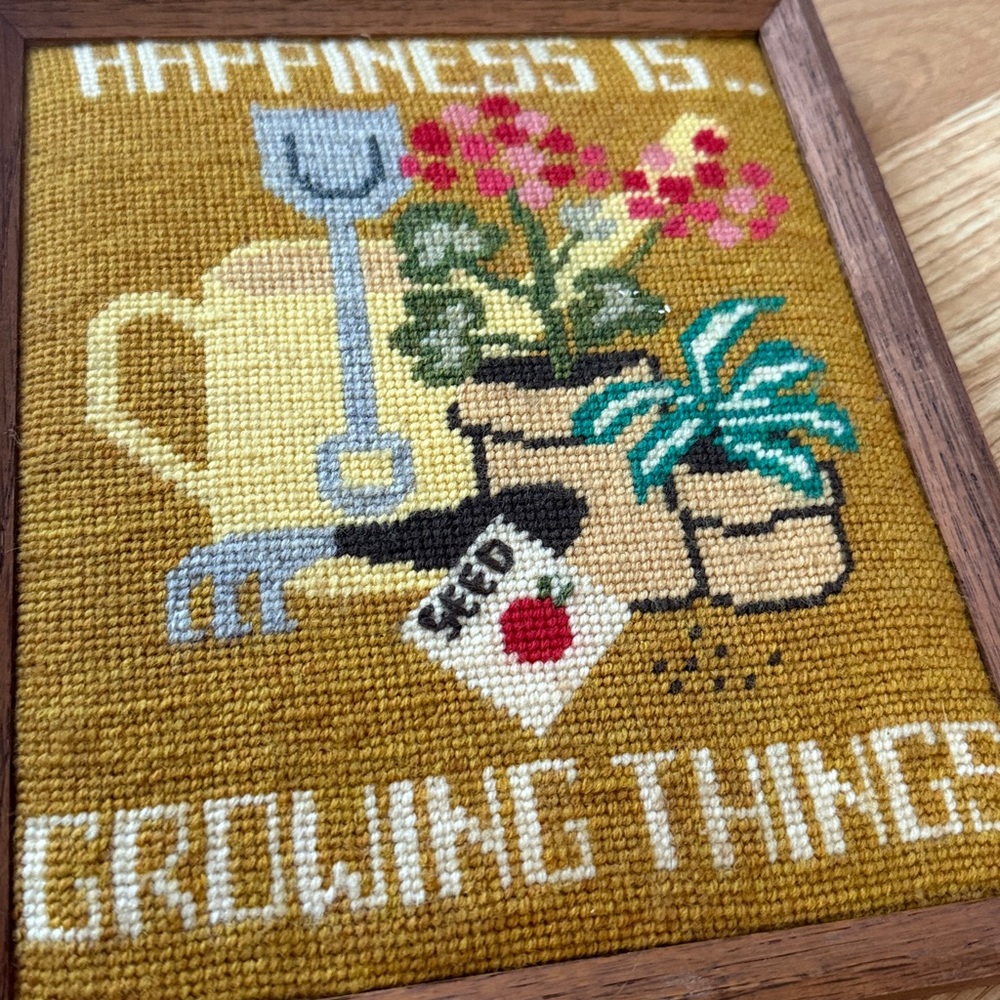 Vintage Folk Art Wood Framed Gardening/Planting Cross Stitch Wall Hanging 10x8.5 - Picture 2 of 3